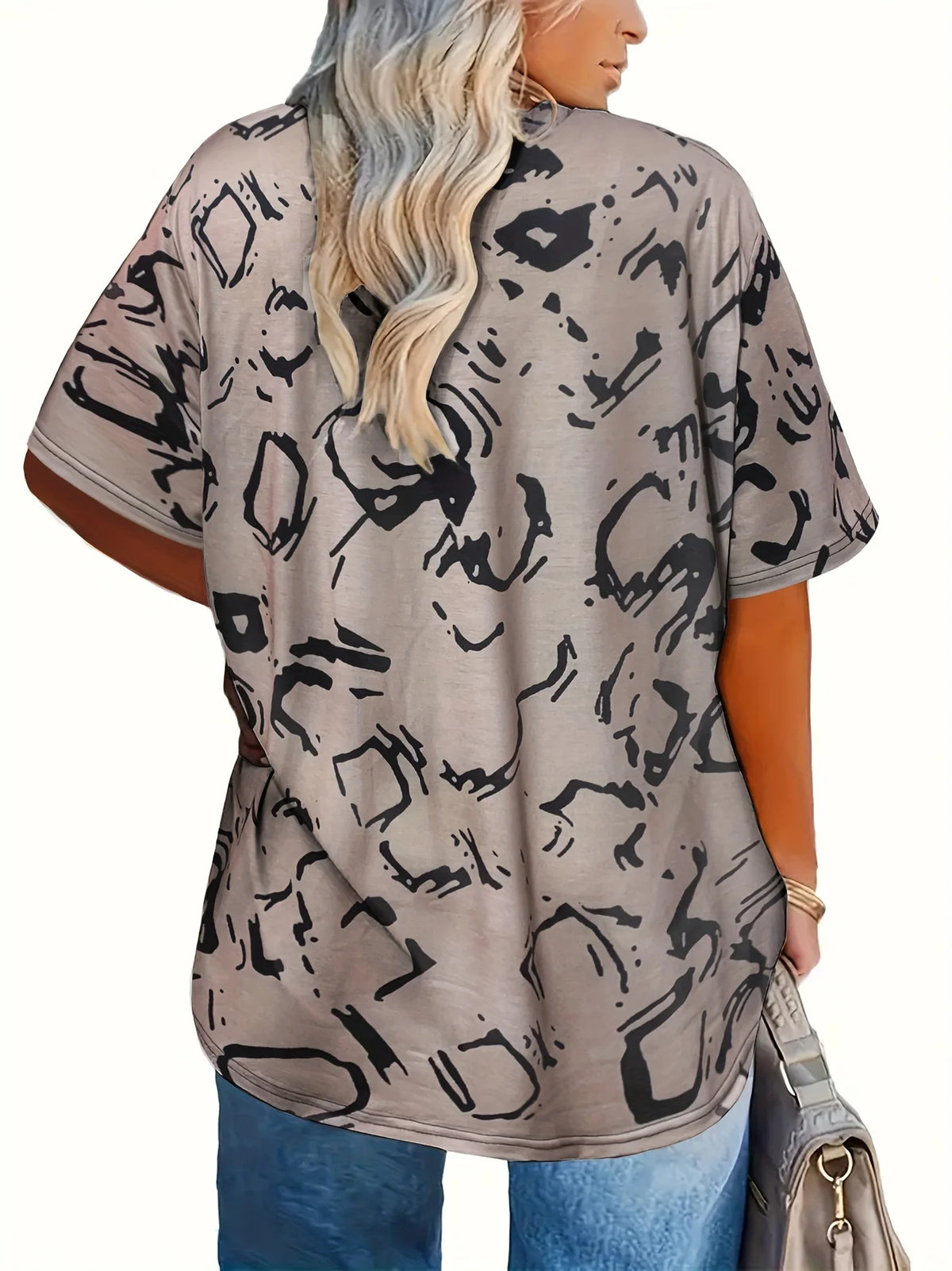 Plus Size Short Sleeve V Neck Allover Print T-shirt, Casual Top For Summer & Spring Women's Clothing — image 2