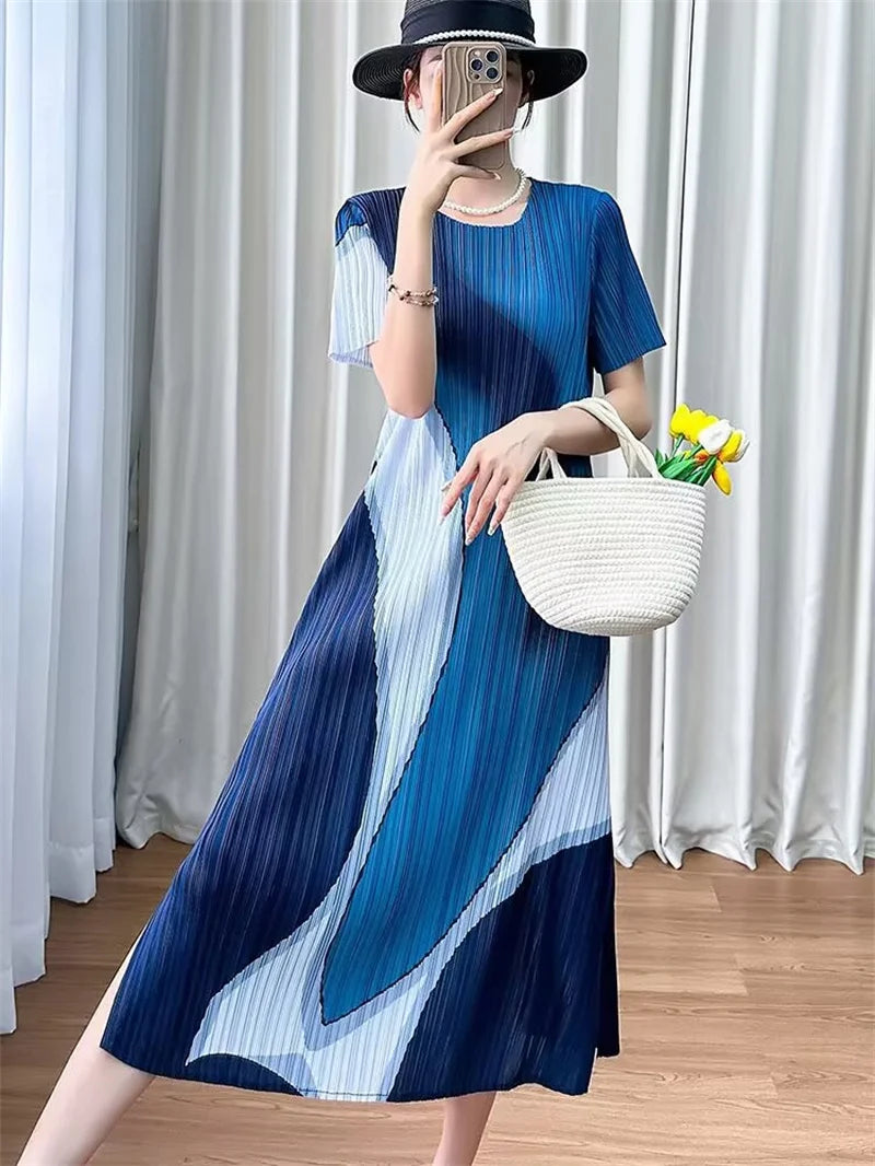 Womens Dresses Evening Dresses Summer Round Neck Color Matching Temperament Comfortable Dress Loose Design pleated loose dress — image 4