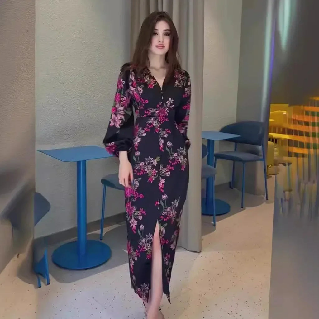 New Women's Clothing. Retro Printed Long Dress with A V-neck. Waist-cinching, Slit Design and Slimming Long Dress for Women. — image 2