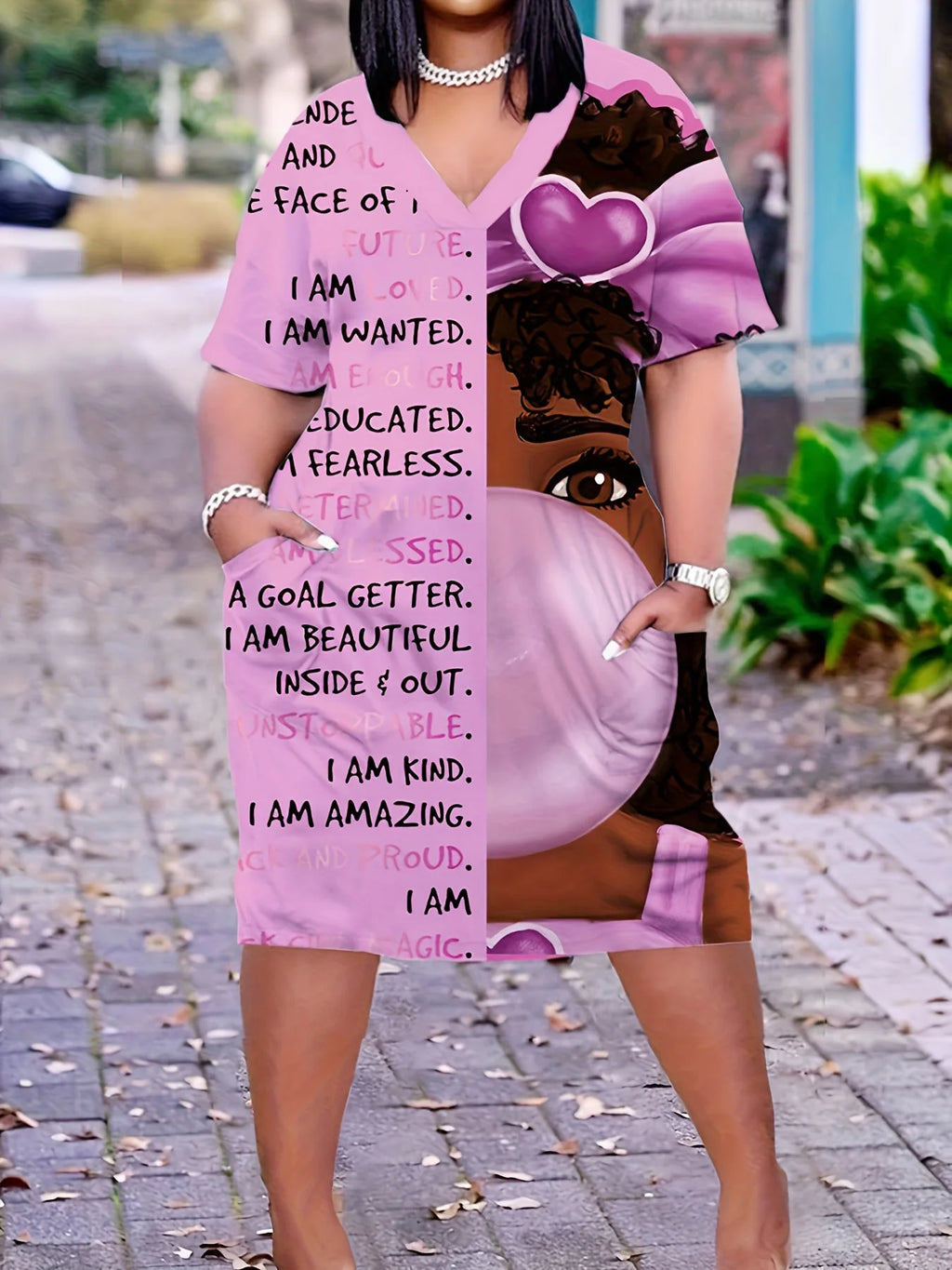 Women's Plus Size Clothing Cartoon Portrait & Letter Print Pocket Dress Casual Short Sleeve Dress For Spring & Summer — image 1